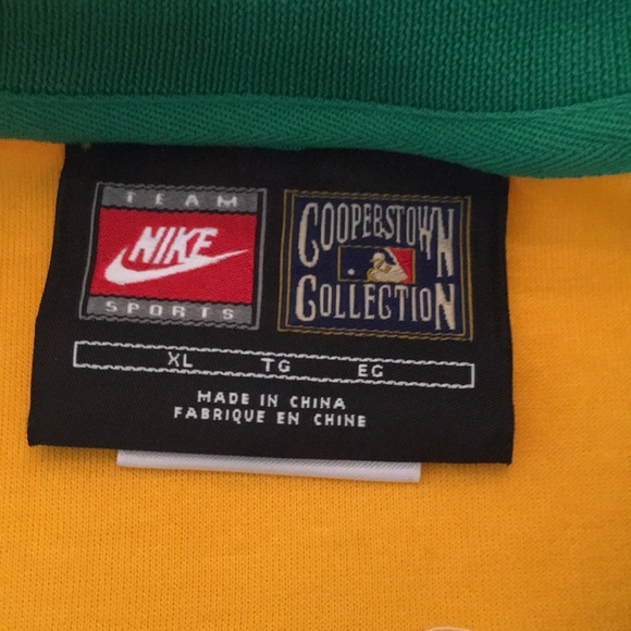 Reggie Jackson Cooperstown sweatshirt (A’s) - Picture 8 of 10